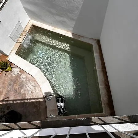 Casa Do Largo - Exclusive Retreat - Patio & Pool *