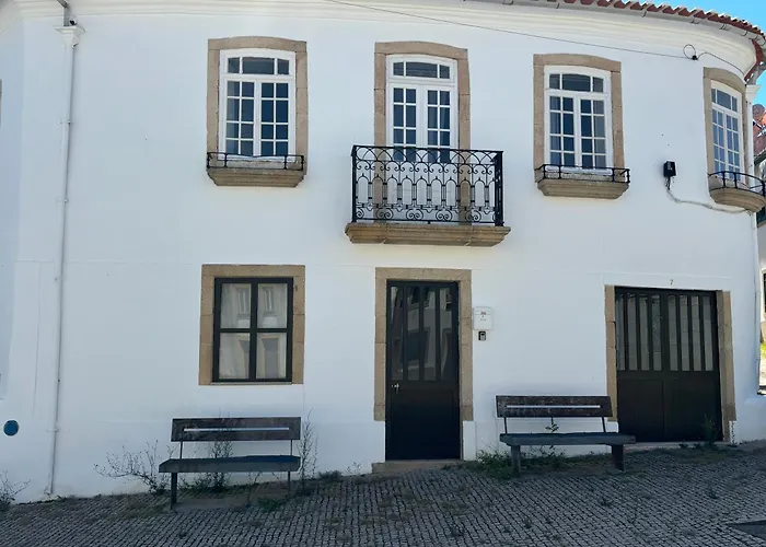 Casa Do Largo - Exclusive Retreat - Patio & Pool * Sarzedas