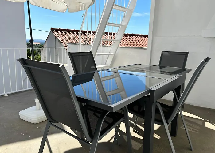 Casa Do Largo - Exclusive Retreat - Patio & Pool Vakantiehuis *