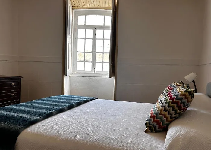 Vakantiehuis Casa Do Largo - Exclusive Retreat - Patio & Pool *