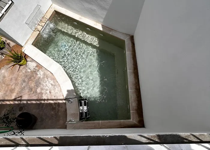 Vakantiehuis Casa Do Largo - Exclusive Retreat - Patio & Pool Sarzedas