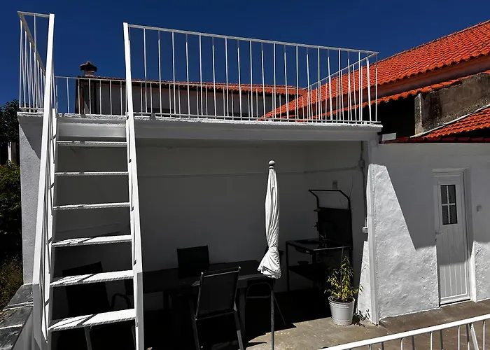 Casa Do Largo - Exclusive Retreat - Patio & Pool *